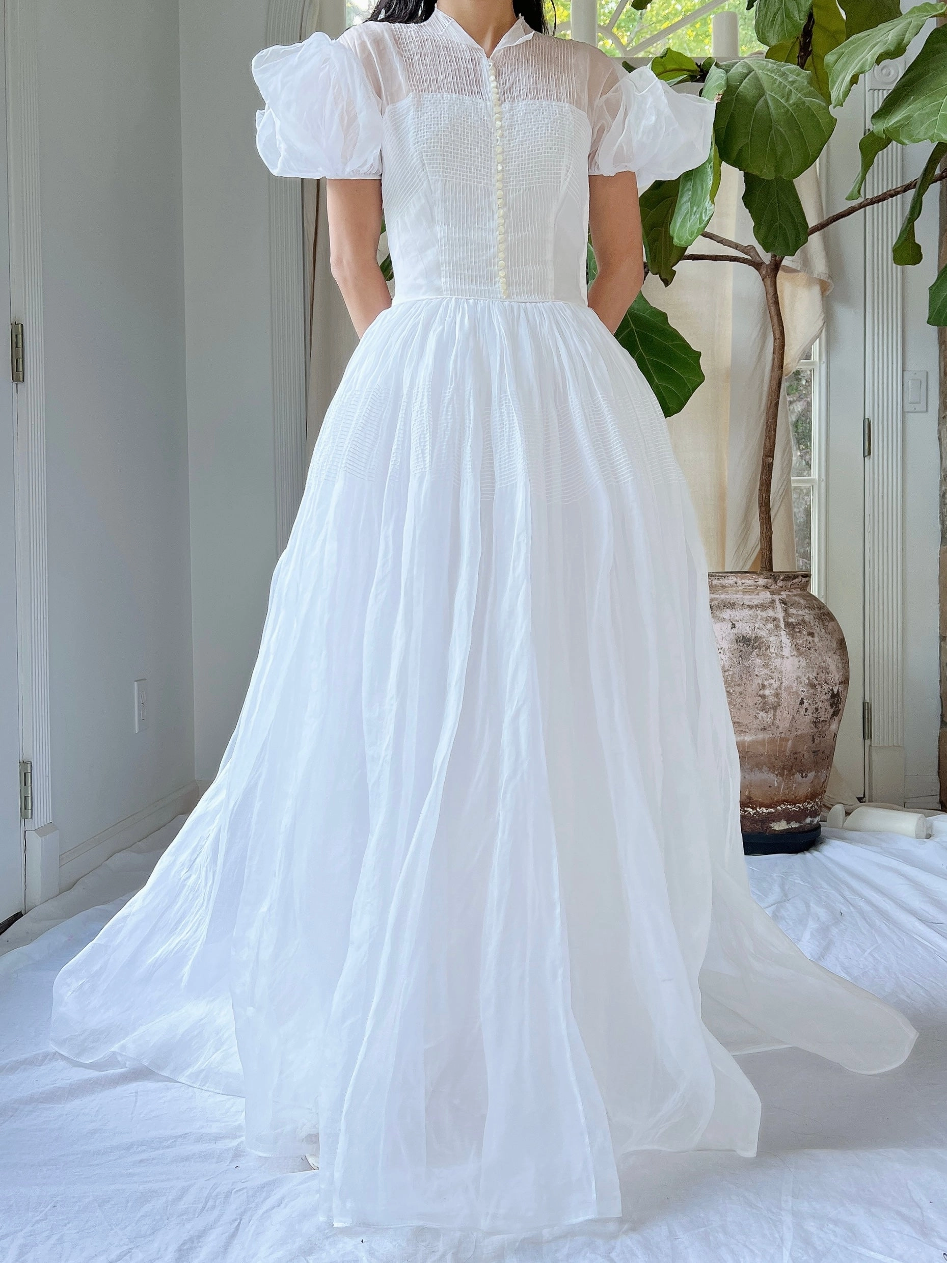 1940s White Organdy Puff Sleeve Dress - XS