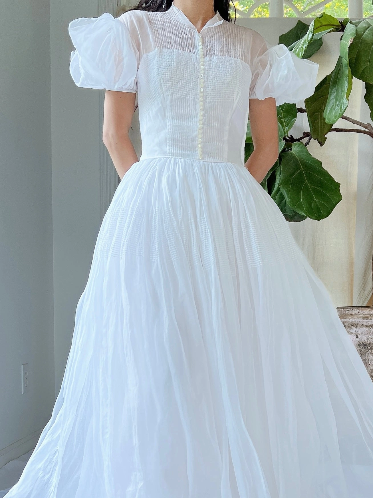 1940s White Organdy Puff Sleeve Dress - XS