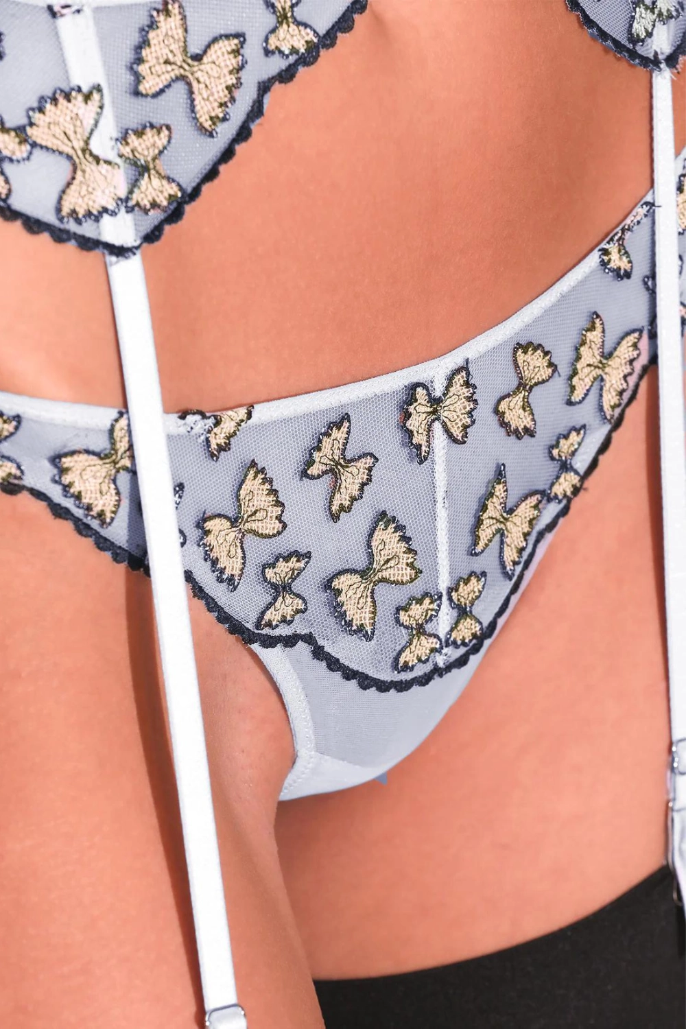 Farfalle Embroidery Thong