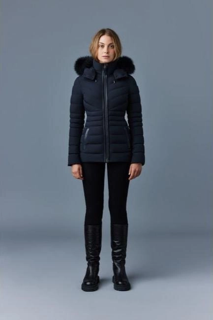PATSY Agile 360 down jacket with blue fox fur Black