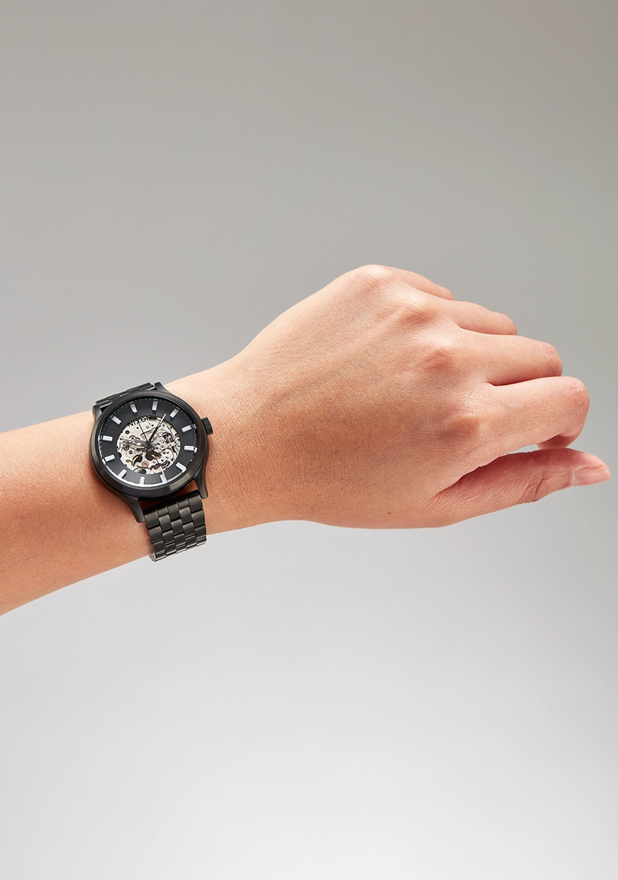 Spectra - Black / Black