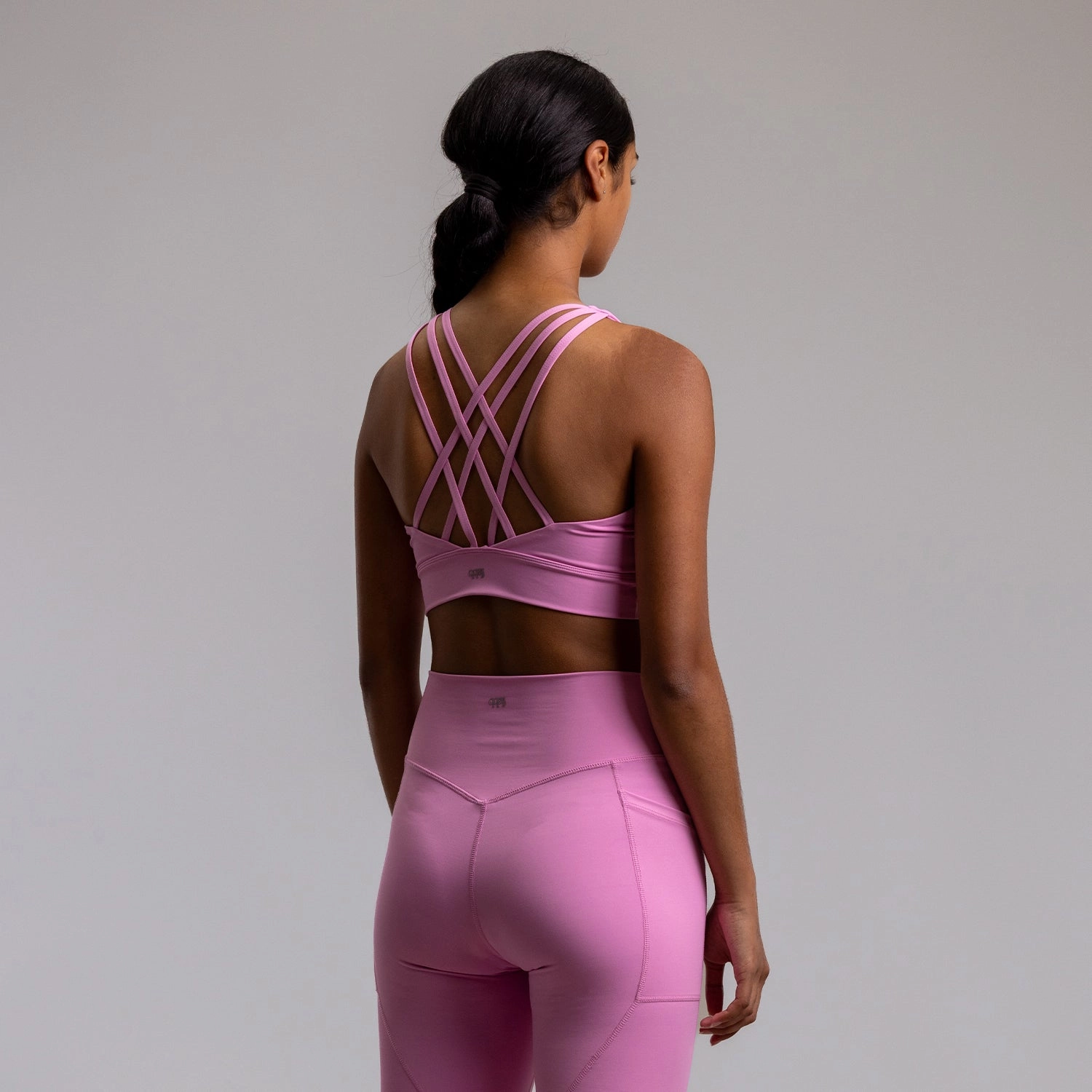Velocity Sinuous Halter Neck Bra - Women's HAZE